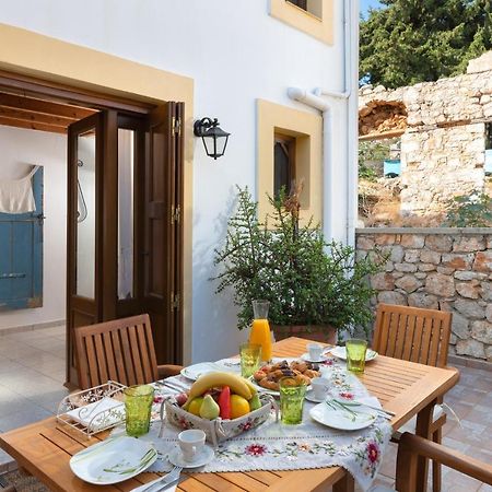 Villa Little Karafillias Chalki House Extérieur photo